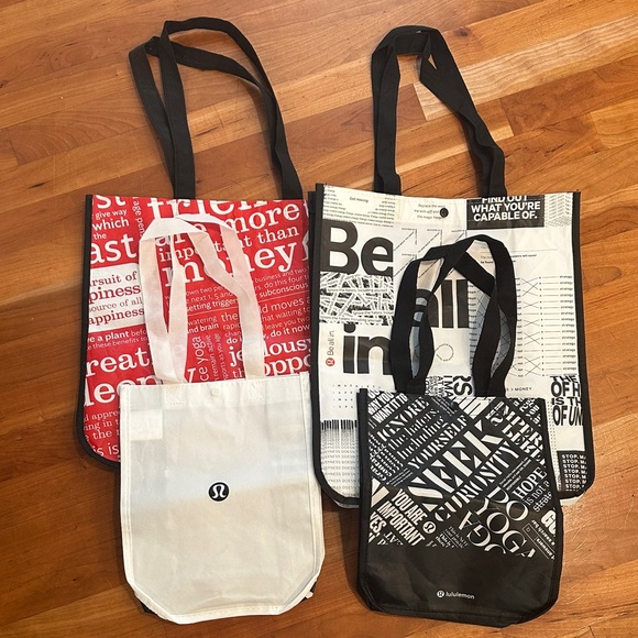 4 total reusable Lulu lemon bags - 2 Large & 2 Small Black White & Red - Picture 1 of 5